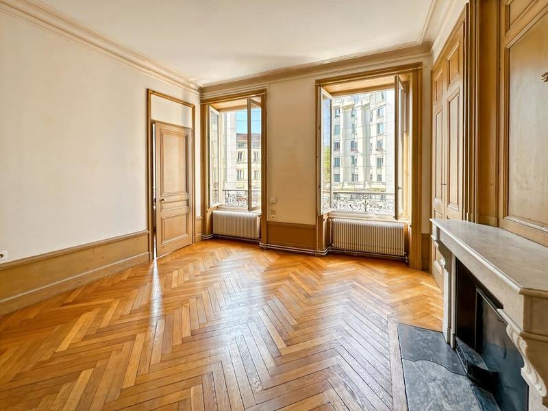 Appartement - 72 m² - 3 pièces