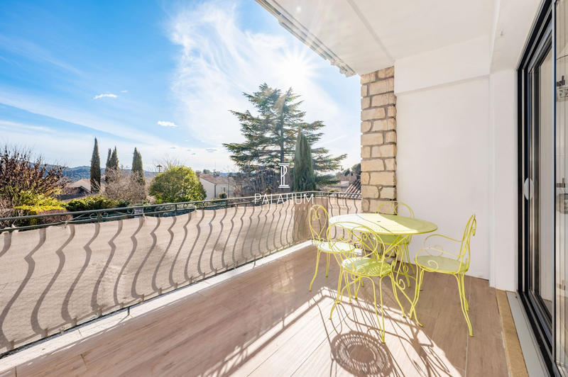 Maison - 196 m² - 6 pièces