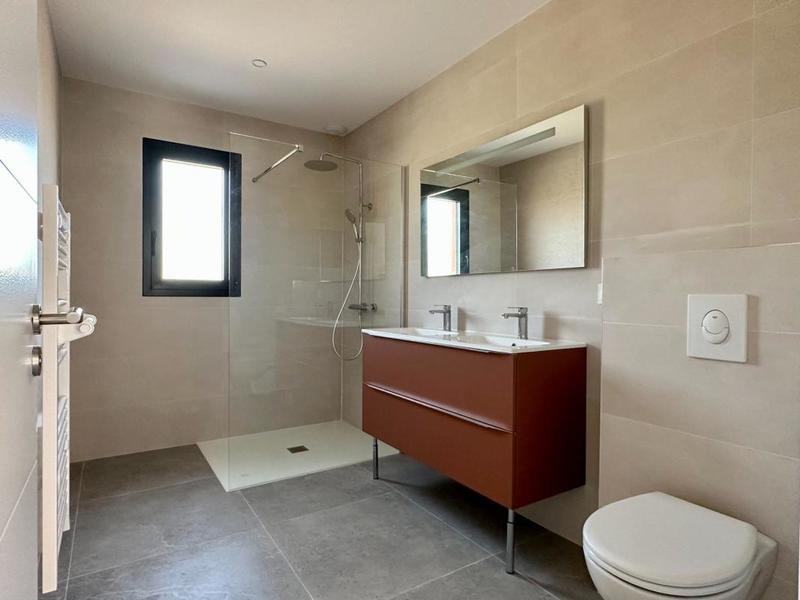 Villa - 101 m² - 4 pièces