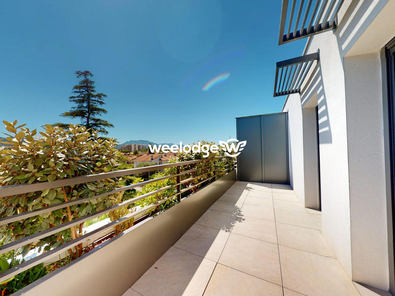 Duplex - 84 m² - 4 pièces