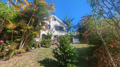 Maison - 167 m² - 6 pièces