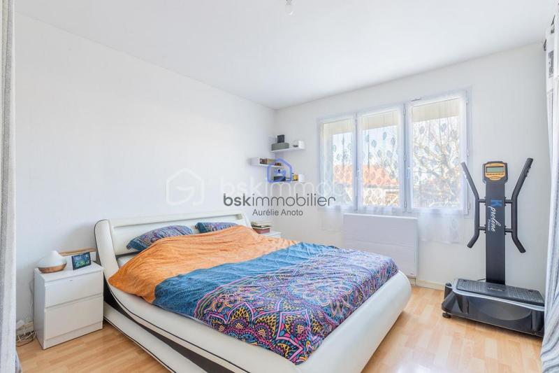 Maison - 89 m² - 5 pièces