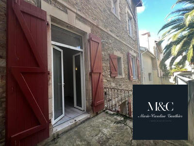 Appartement - 194 m² - 9 pièces