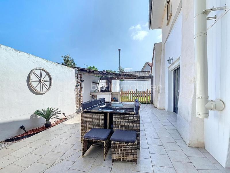 Maison - 136 m² - 5 pièces