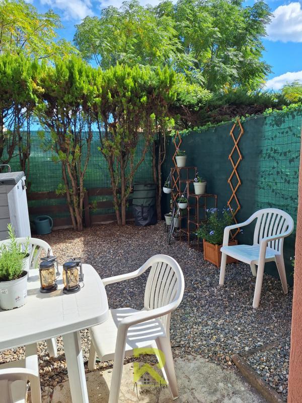 Studio - 25 m² - 1 pièce