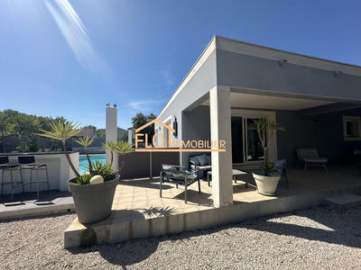 Maison - 120 m² - 4 pièces