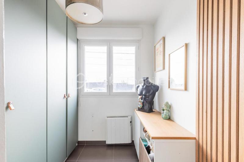 Maison - 94 m² - 5 pièces