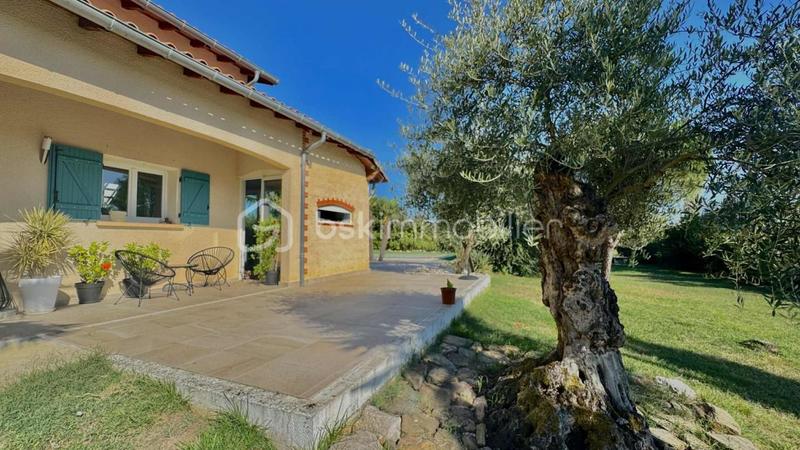 Maison traditionnelle - 165 m² - 6 pièces