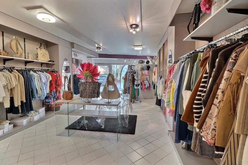 Fonds de commerce - Local commercial - 63 m²