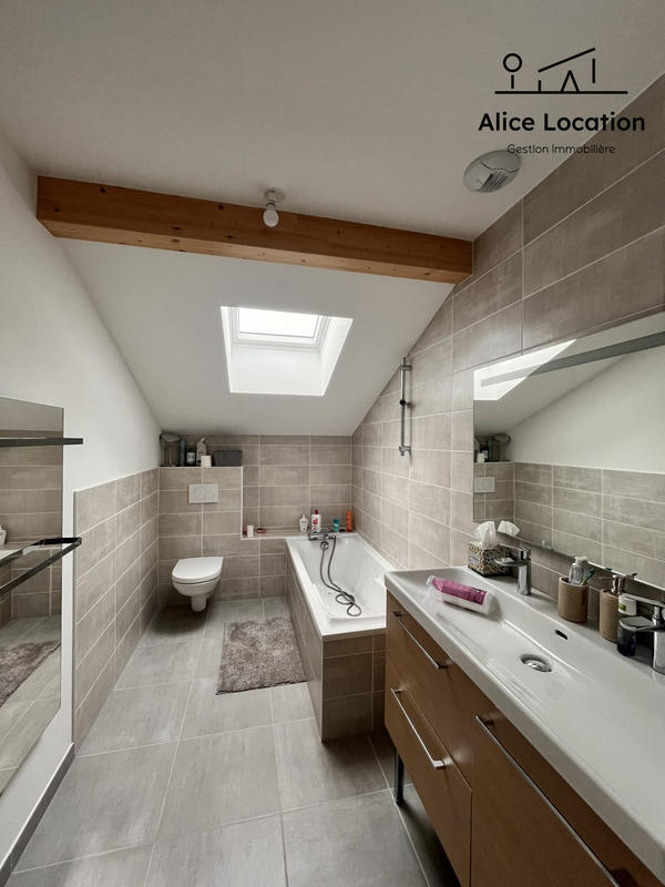 Maison - 105 m² - 5 pièces