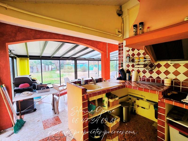 Demeure - 230 m² - 9 pièces