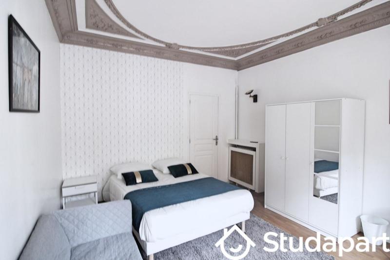 Chambre - 11 m² - 1 pièce