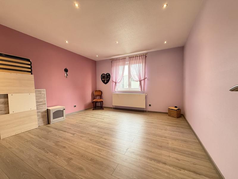 Maison - 167 m² - 6 pièces