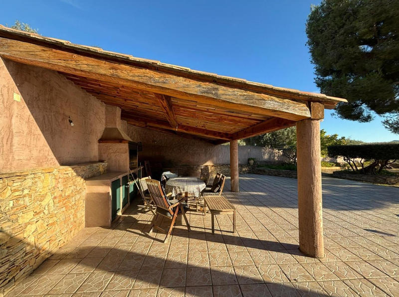 Maison - 177 m² - 7 pièces