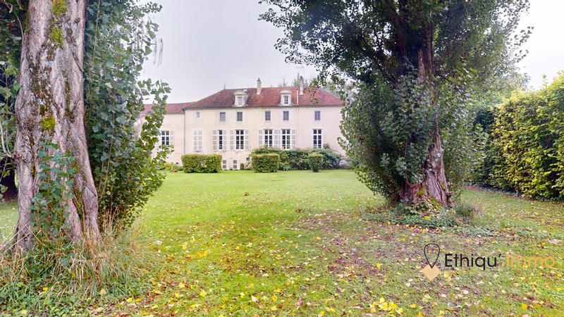 Manoir - 347 m² - 6 pièces