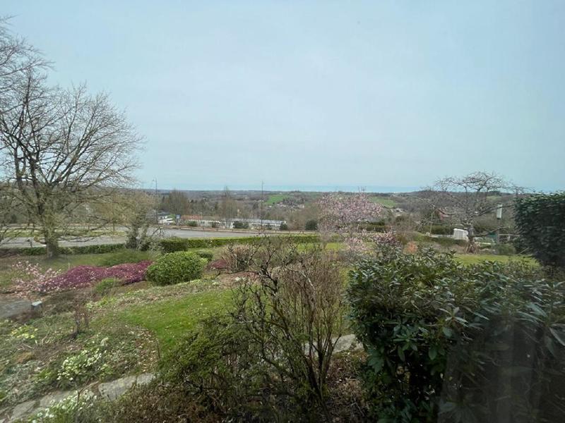 Maison - 205 m² - 8 pièces