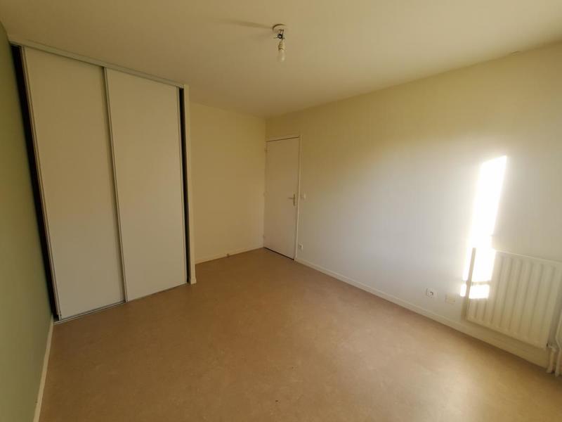 Appartement ancien - 80 m² - 4 pièces