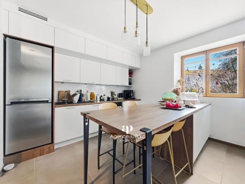 Appartement - 60 m² - 3 pièces