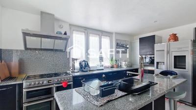 Maison - 120 m² - 5 pièces