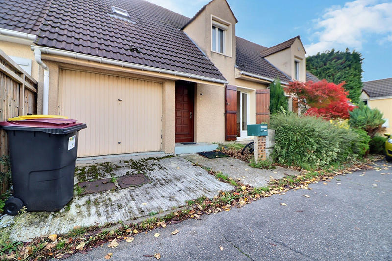 Maison - 91 m² - 5 pièces