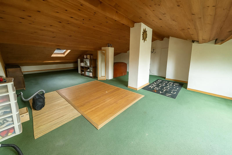 Maison - 195 m² - 6 pièces