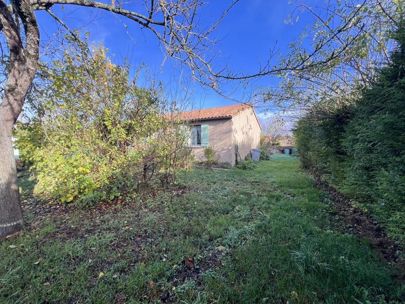 Maison - 90 m² - 5 pièces