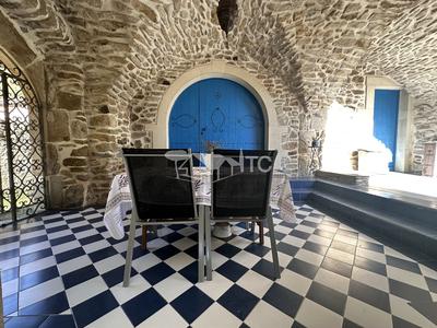 Maison en pierre - 279 m² - 10 pièces