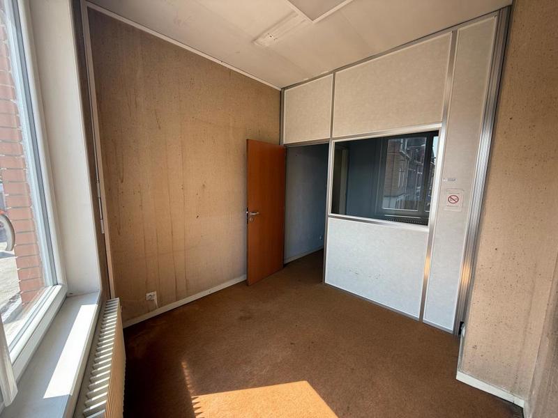 Immeuble - 162 m² - 1 pièce