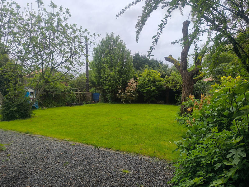 Maison - 215 m² - 8 pièces