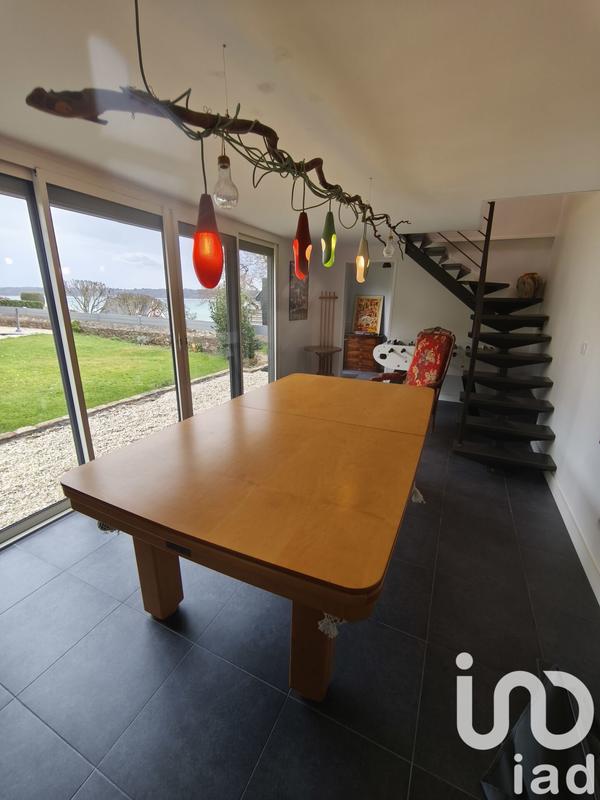 Maison - 180 m² - 10 pièces