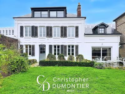 Maison de maîtres - 230 m² - 7 pièces