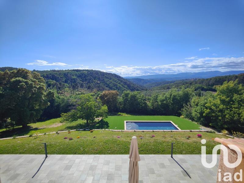 Maison - 194 m² - 7 pièces