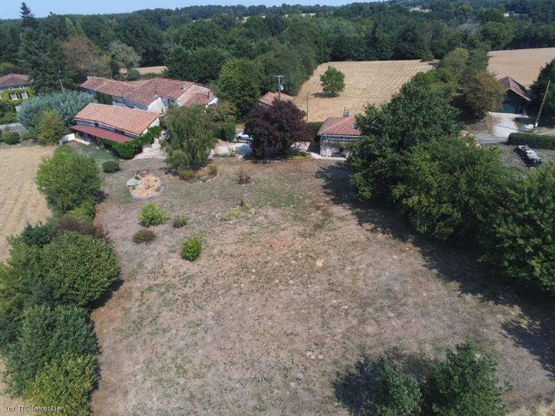 Maison en pierre - 140 m² - 9 pièces