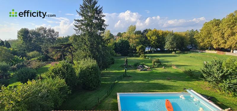 Maison - 200 m² - 6 pièces