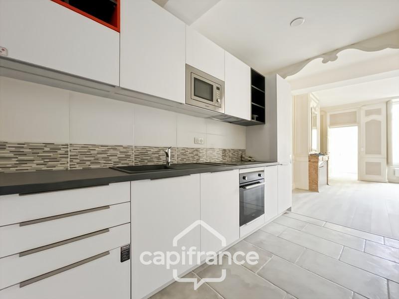 Appartement ancien - 144 m² - 5 pièces