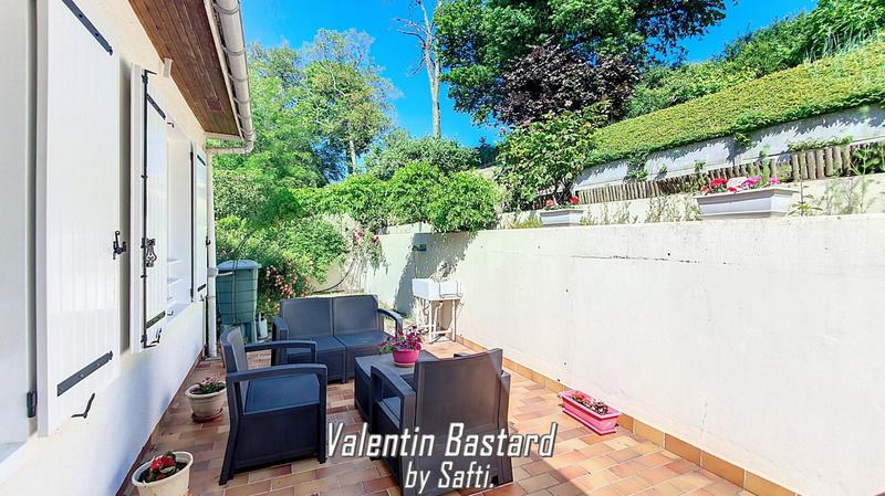 Maison - 90 m² - 6 pièces