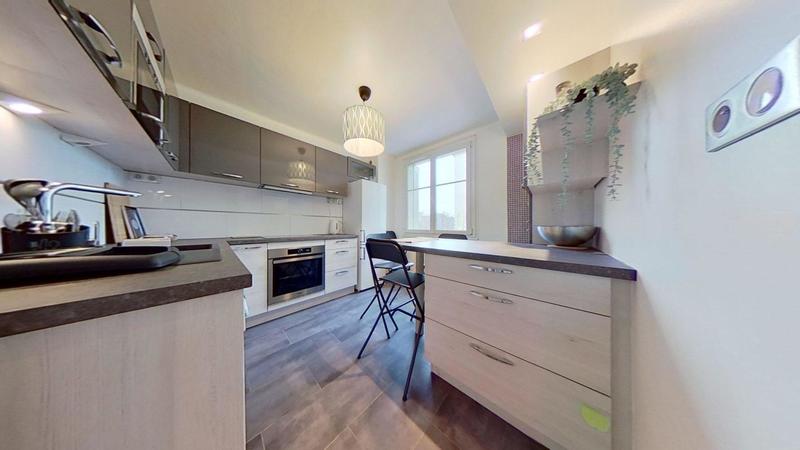 Appartement - 64 m² - 4 pièces