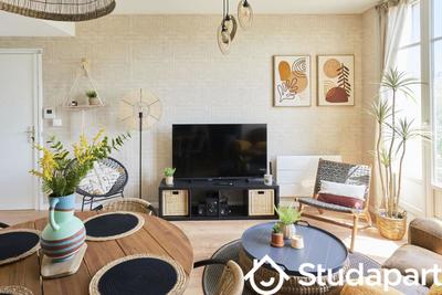 Chambre - 11 m² - 1 pièce