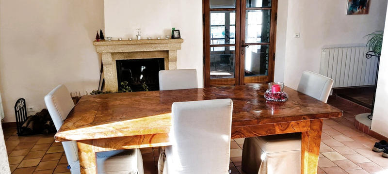 Maison - 242 m² - 7 pièces