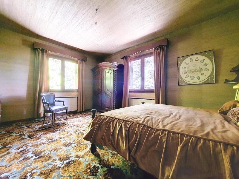 Maison - 310 m² - 8 pièces