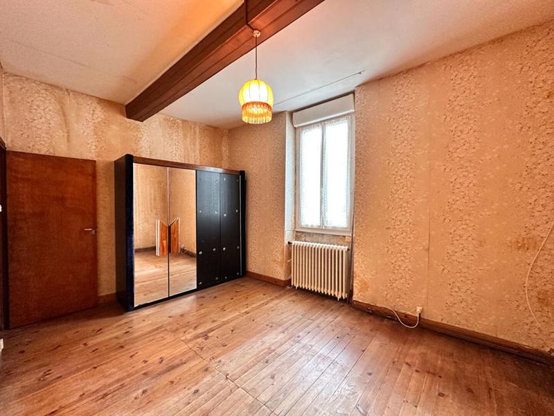 Maison - 83 m² - 5 pièces