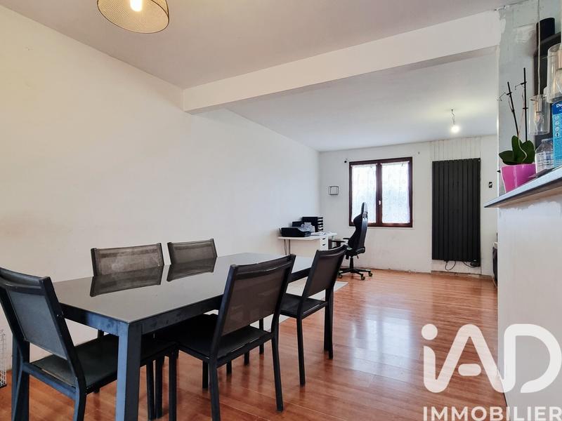 Maison - 104 m² - 5 pièces