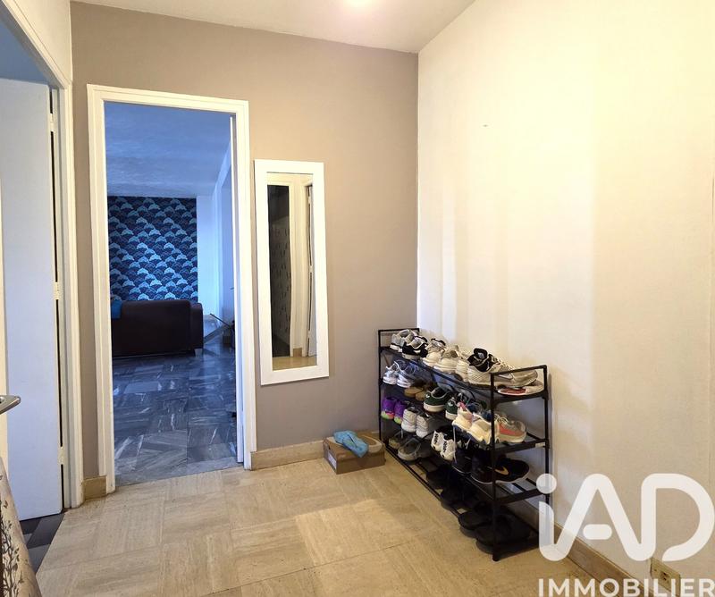 Maison - 200 m² - 8 pièces