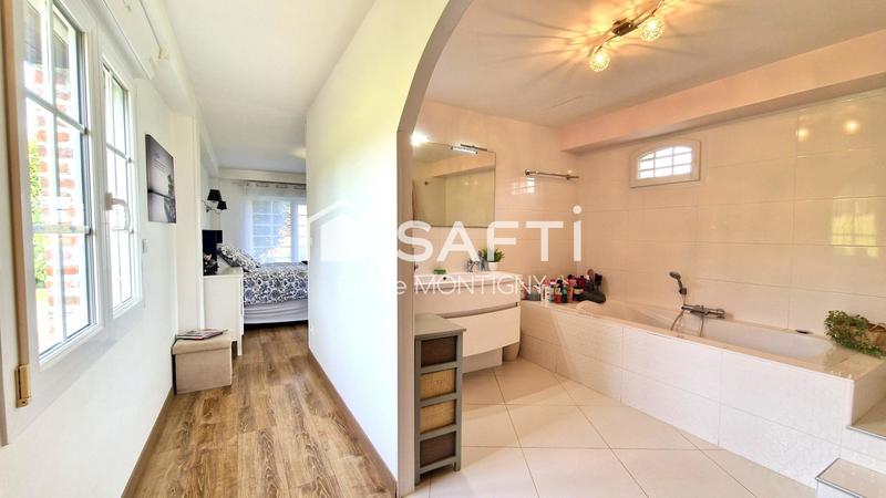 Maison - 200 m² - 7 pièces