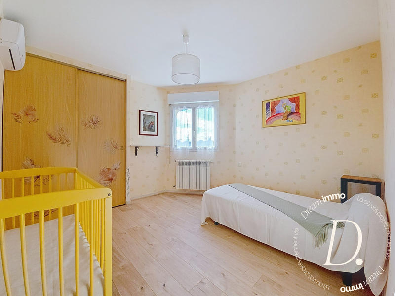 Villa - 270 m² - 8 pièces