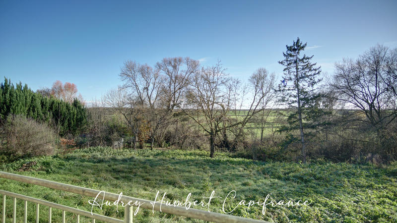 Maison - 228 m² - 7 pièces