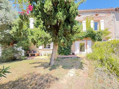 Demeure - 245 m² - 7 pièces