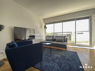 Chambre - 11 m² - 7 pièces