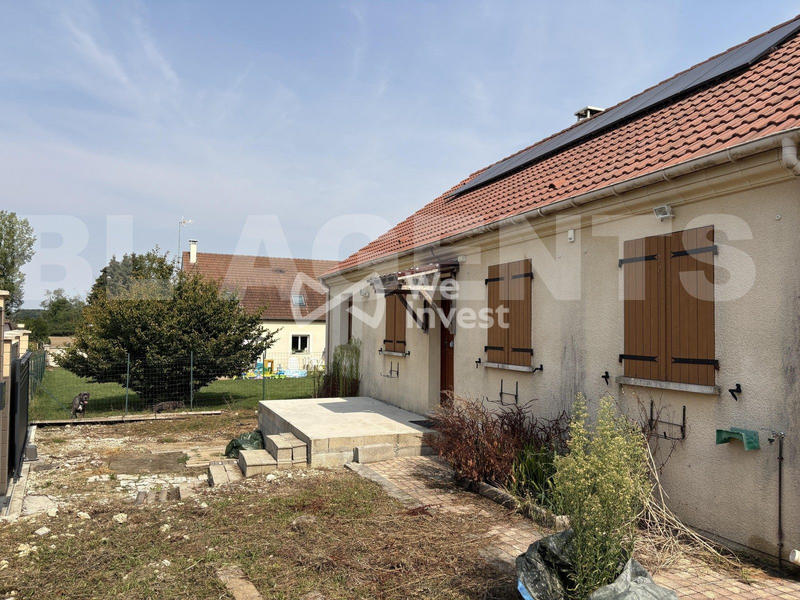 Maison - 96 m² - 5 pièces