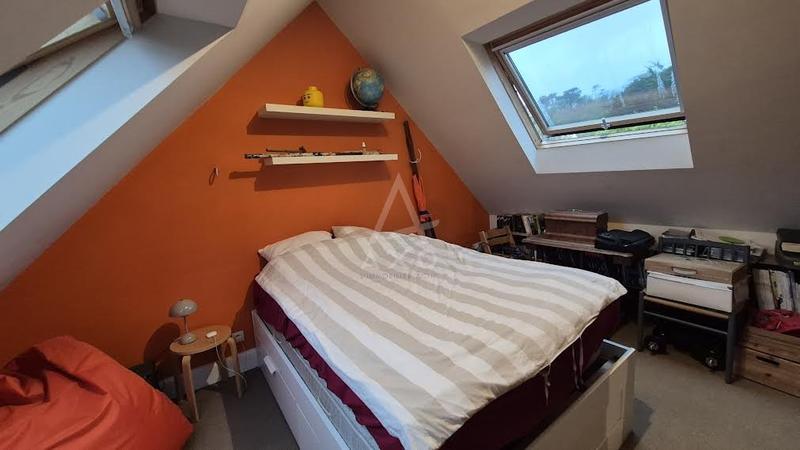 Appartement - 93 m² - 4 pièces